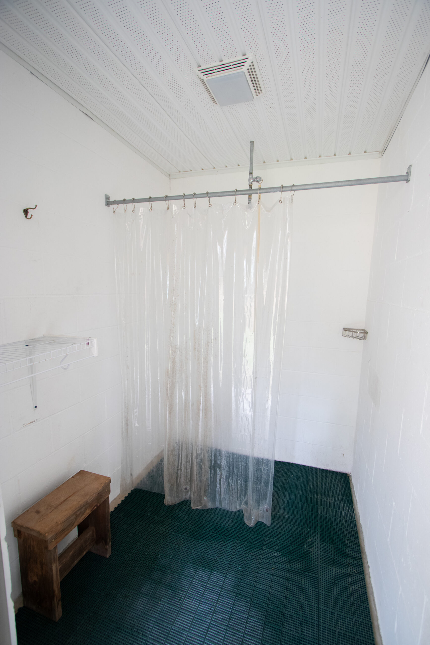 We have many hot showers and toilets available at our site between 3 bathhouses from May through October events. After the weather reaches the freezing point, 2 hot showers and limited toilet facilities will be available within the bathhouse located near Logistics.